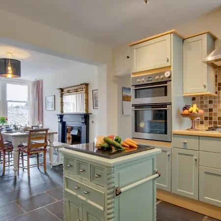 4 Swiss Holiday home Ambleside
